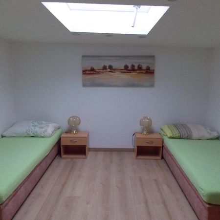 Pension Gaststaette Tannenhof Saupsdorf Buitenkant foto